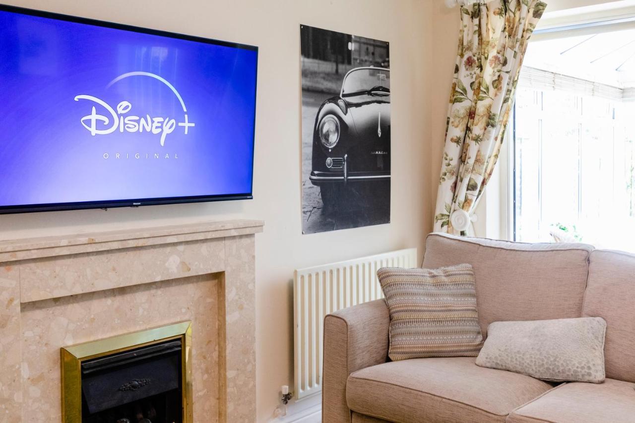 Chichester Retreat House With Free Parking Exteriér fotografie