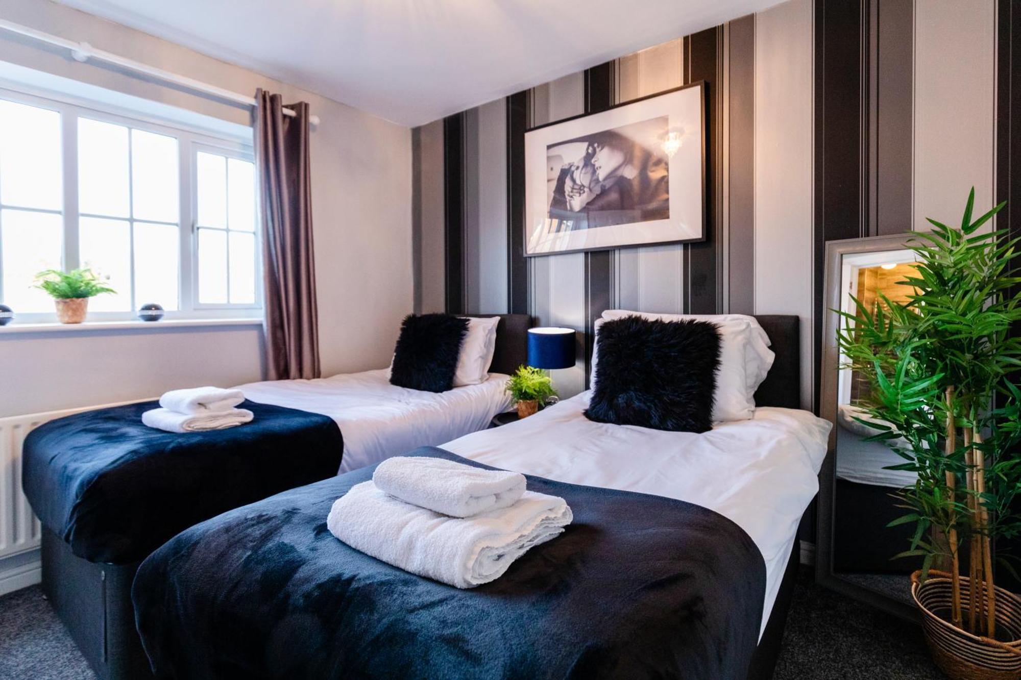 Chichester Retreat House With Free Parking Exteriér fotografie