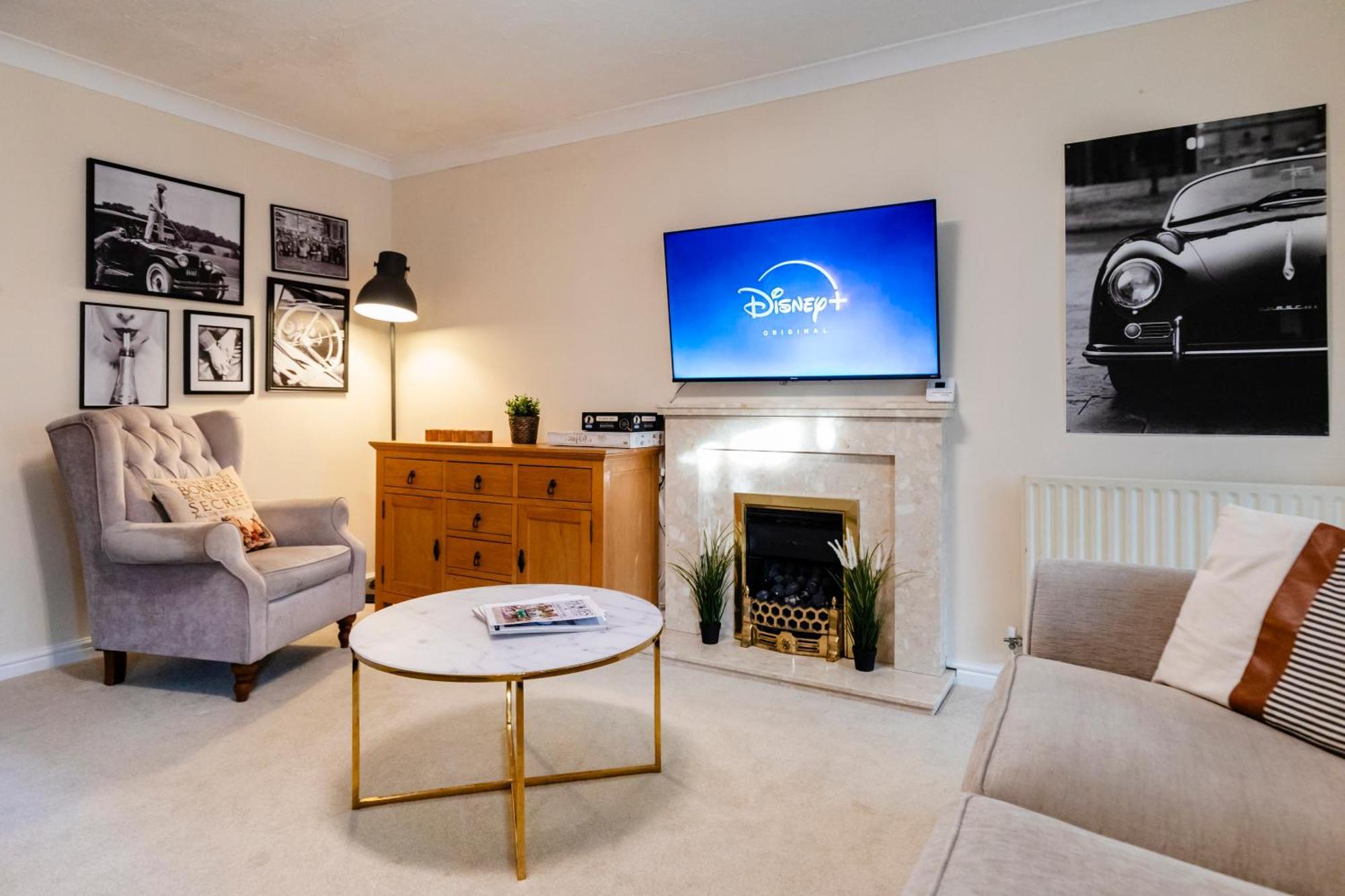 Chichester Retreat House With Free Parking Exteriér fotografie