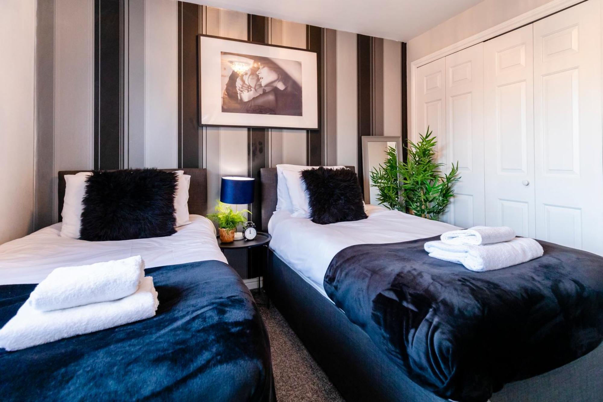 Chichester Retreat House With Free Parking Exteriér fotografie